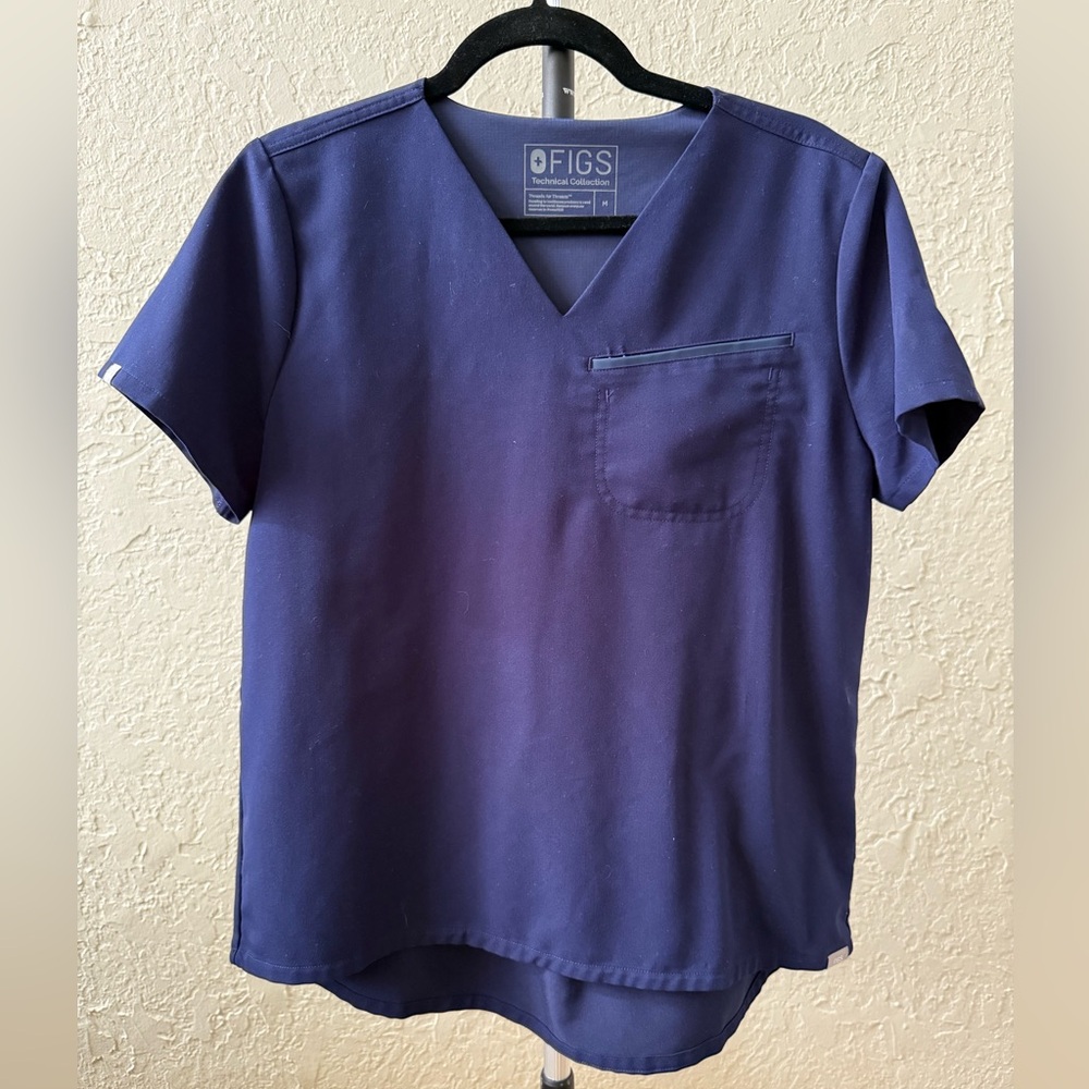FIGS Navy Short Sleeve Scrub Top